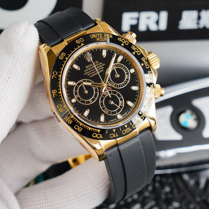 DAYTONA 40MM GOLD CASE BLACK RUBBER STRAP