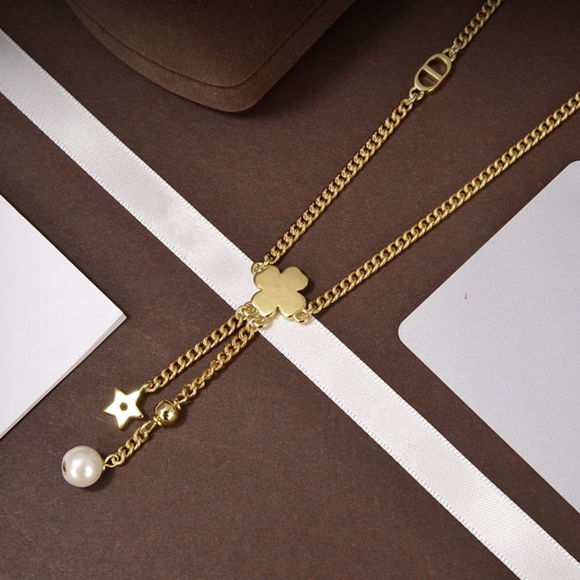 STAR AND BALL GOLD DIAMOND NECKLACE