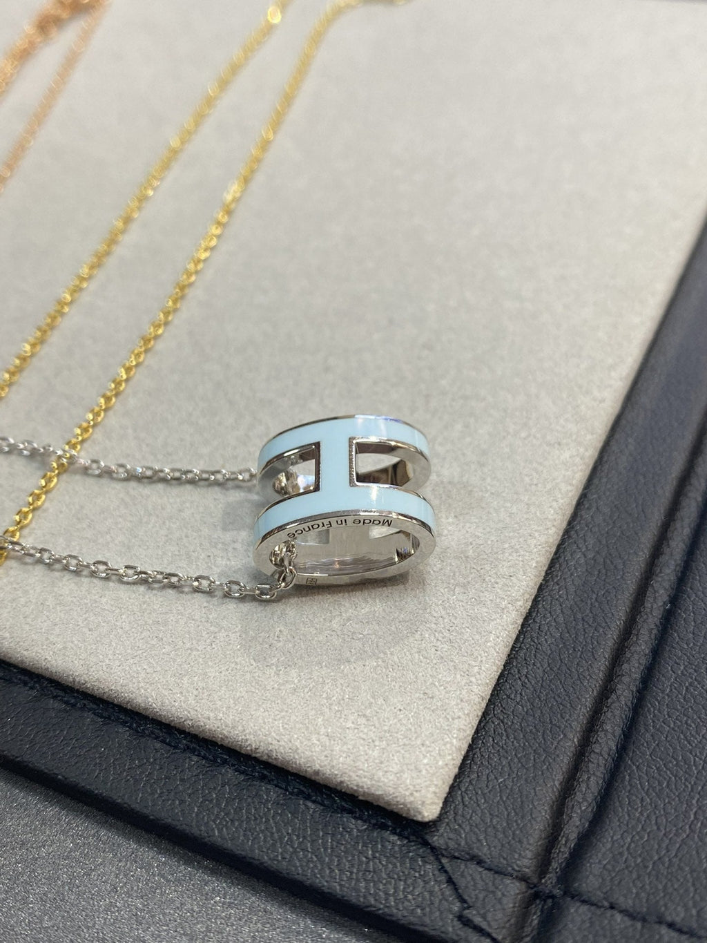 NECKLACE POP H LIGHT BLUE