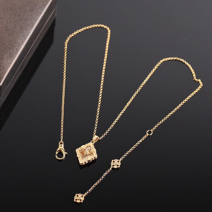 OPERA TULLE MOP PINK GOLD NECKLACE