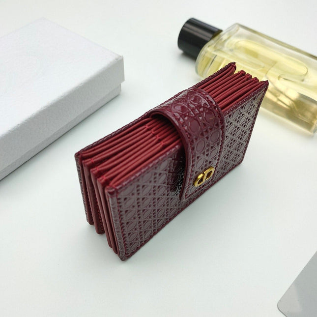 CARD HOLDER WALLET EMBOSSED COWHIDE DARK RED