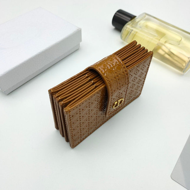 CARD HOLDER WALLET EMBOSSED COWHIDE PALE BROWN