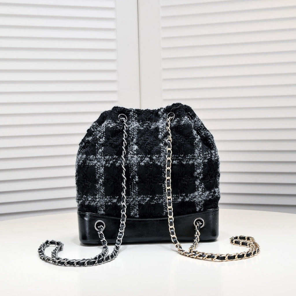 GABRIELLE BACKPACK 8051 BLACK AND GRAY CHECKERED