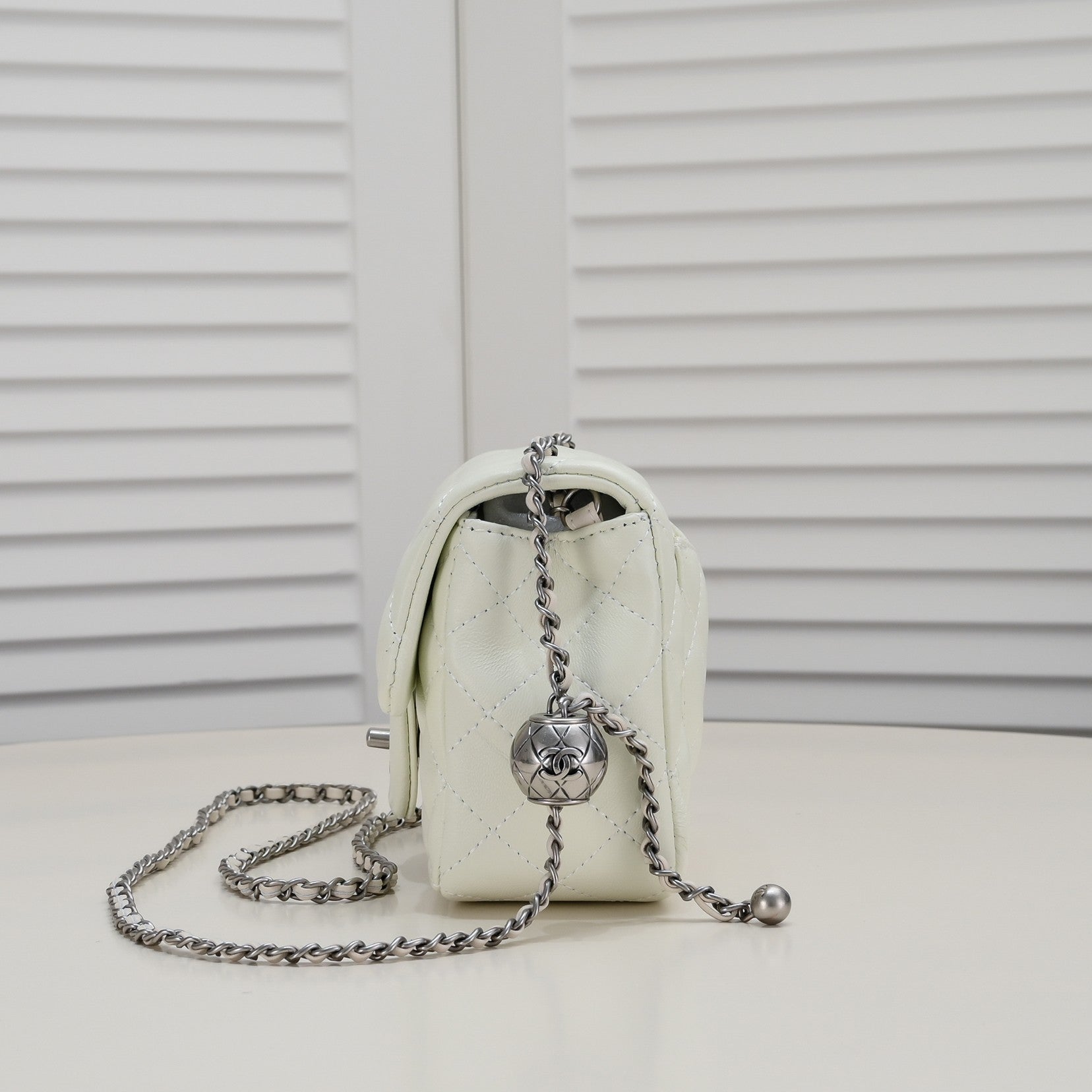 SMALL FLAP BAG 17CM 1786 WHITE SILVER