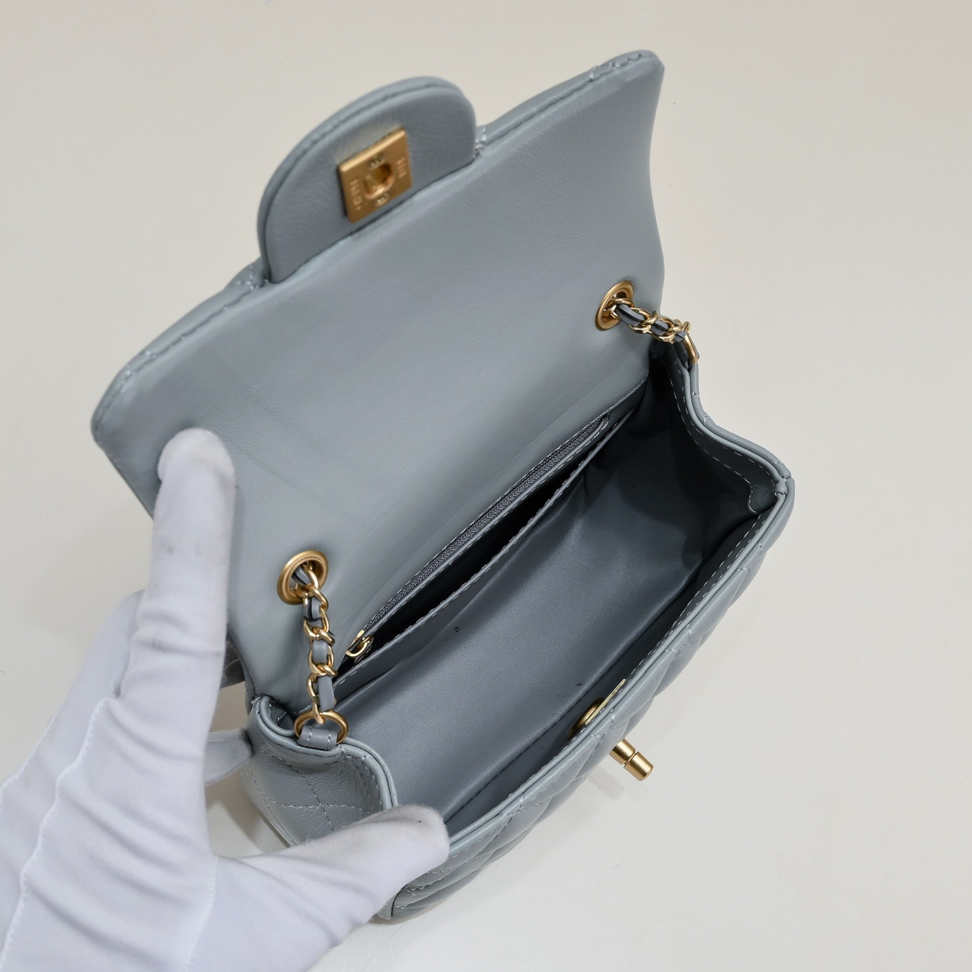 SMALL FLAP BAG 17CM 1786 GREY GOLD