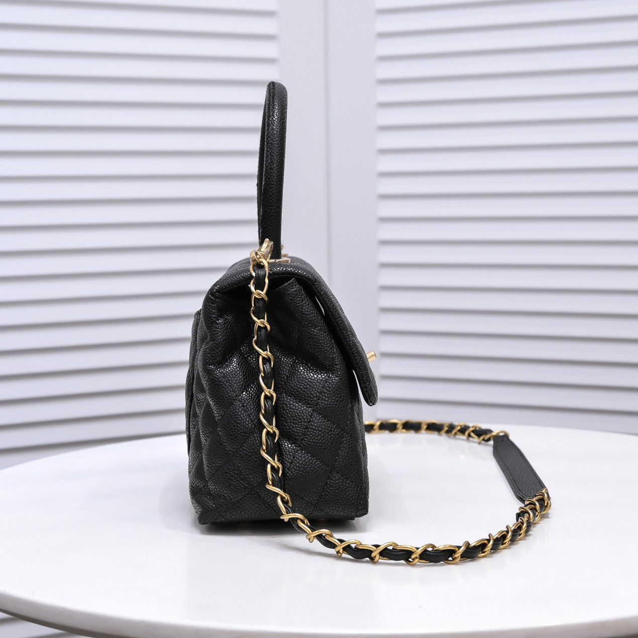 QUILTED CAVIAR 26CM 92991 BLACK