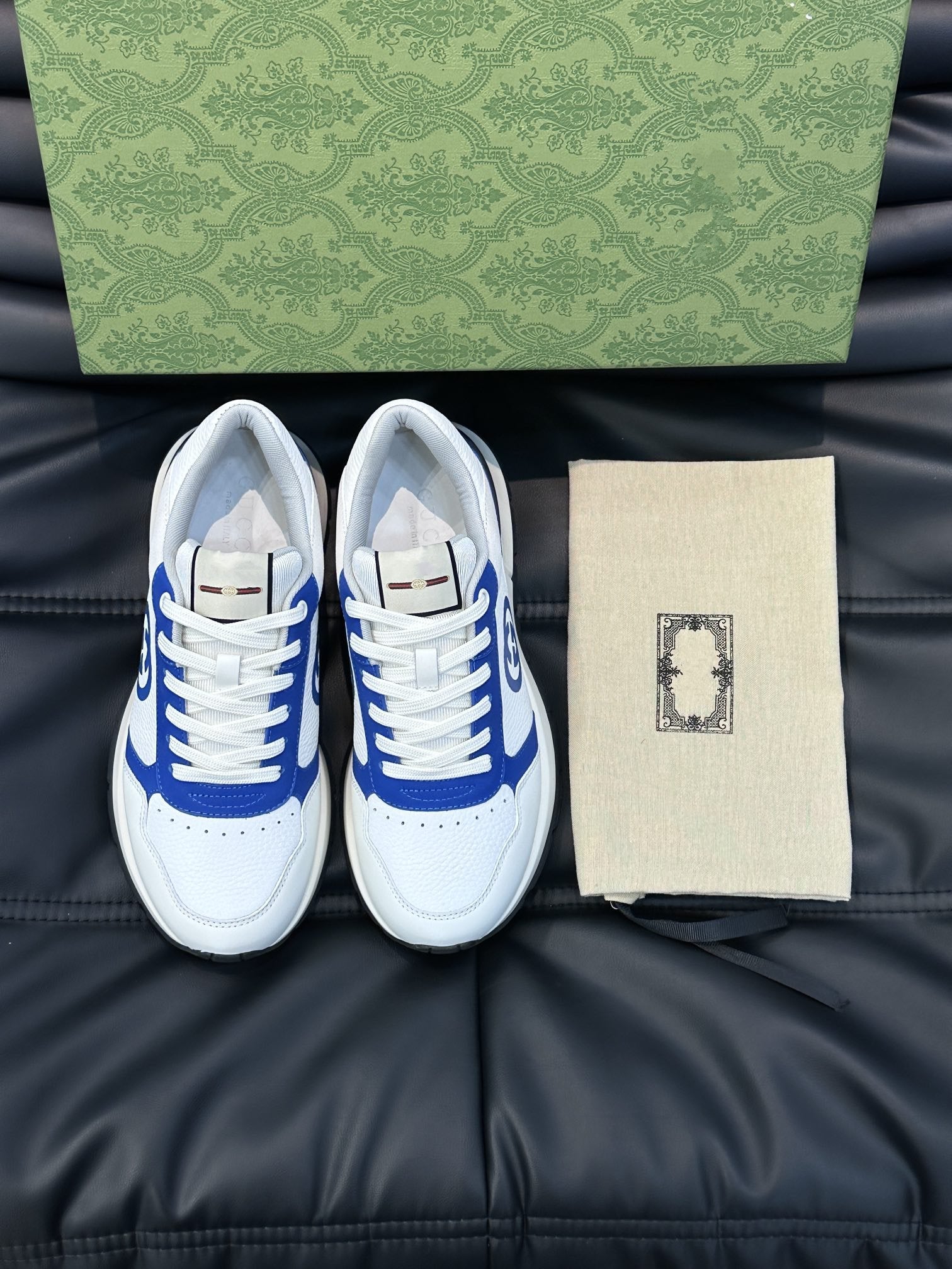 GG TRAINERS BLUE WHITE