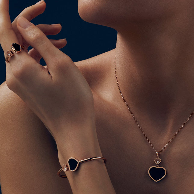 HAPPY HEART ONYX RING PINK GOLD