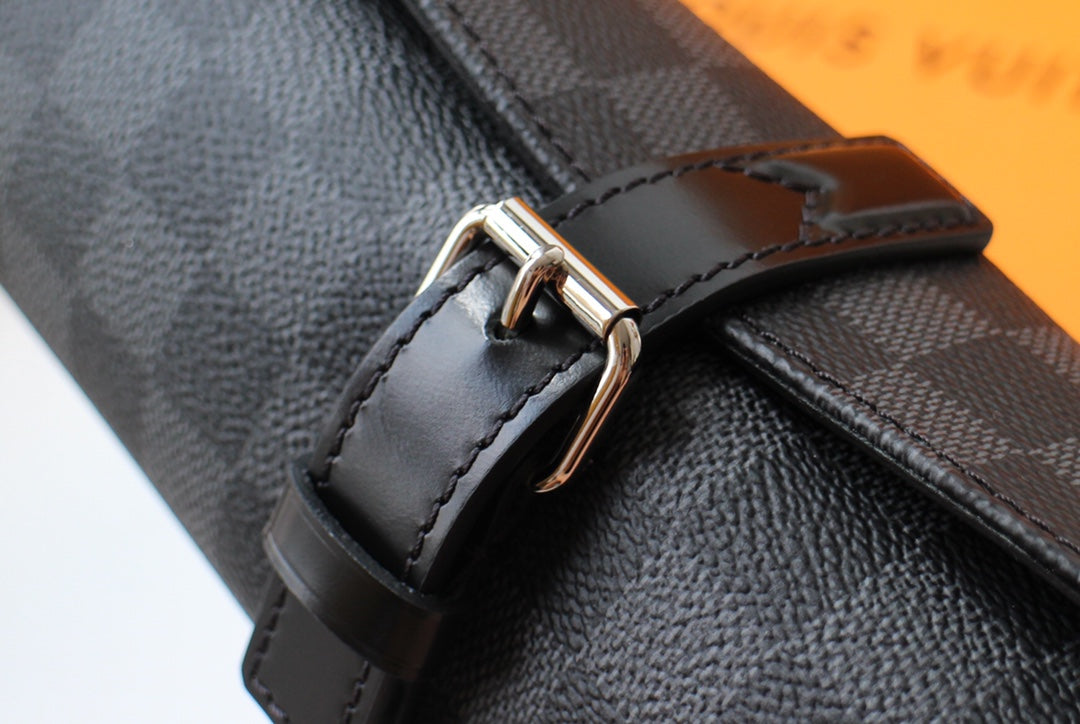 LV 25S ASTUCCIO PER 3 OROLOGI 20 IN BLACK DAMIER GRAPHITE CALFSKIN