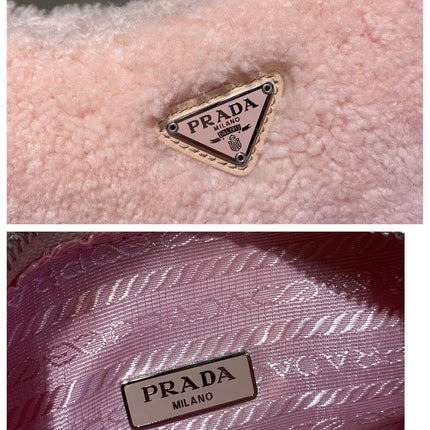 HOBO BAG 23 IN LIGHT PINK SHEARLING