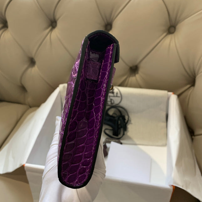 KELLY CUT 31 IN VIOLET PURPLE ALLIGATOR LEATHER WITH GOLD HARDWARE