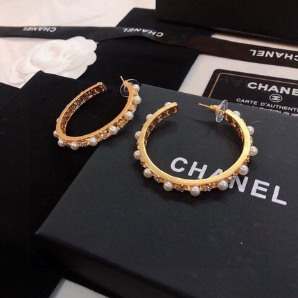 CHANEL 26S PEARL & CRYSTAL EMBELLISHED HOOP EARRINGS IN GOLD METAL 631085