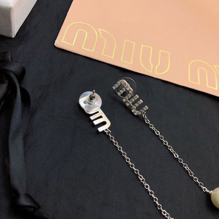 MIUMIU 26S CRYSTAL LOGO CHAIN DROP PEARL EARRINGS IN SILVER TONE METAL 630842