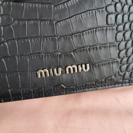 LADY 20 HANDBAG IN CROCODILE PATTERN BLACK CALFSKIN