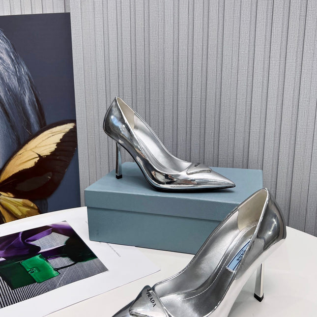 PRADA 26S POINTED TOE PUMPS STILETTO HEEL 95MM IN SILVER PATENT CALFSKIN LOGO