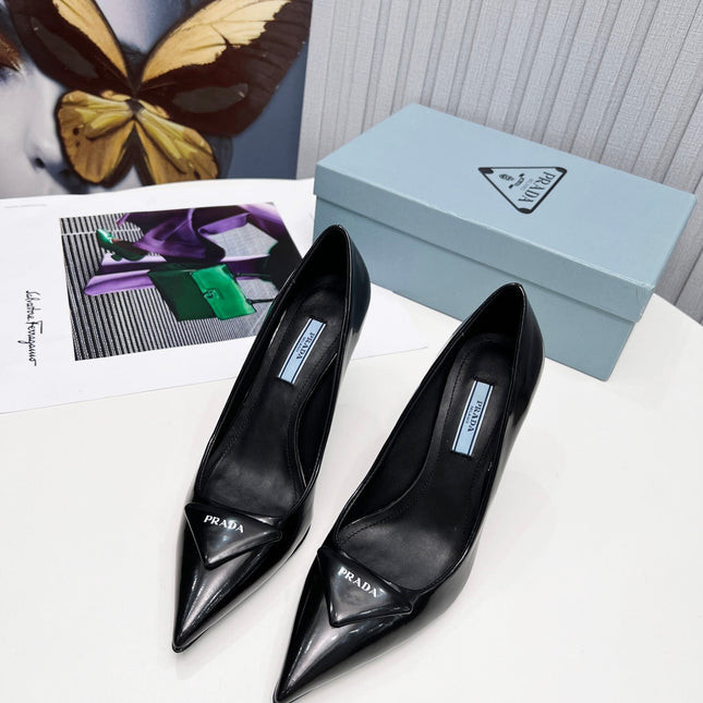 PRADA 26S POINTED TOE PUMPS STILETTO HEEL 95MM IN BLACK PATENT CALFSKIN LOGO