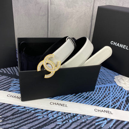 CHANEL 25S BELT 30 MM IN WHITE CALFSKIN WITH GOLD HARDWARE 615098