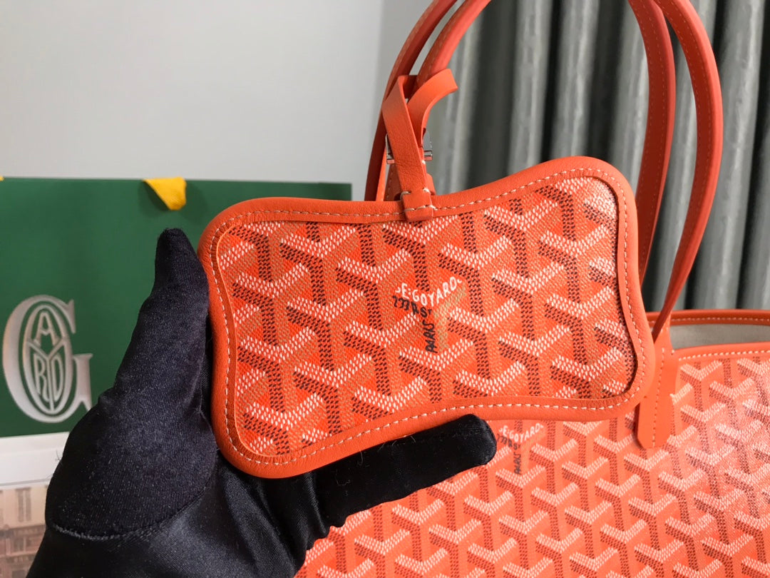 CHIEN GRIS BAG 33 IN ORANGE GOYARDINE CANVAS AND CALFSKIN TRIM