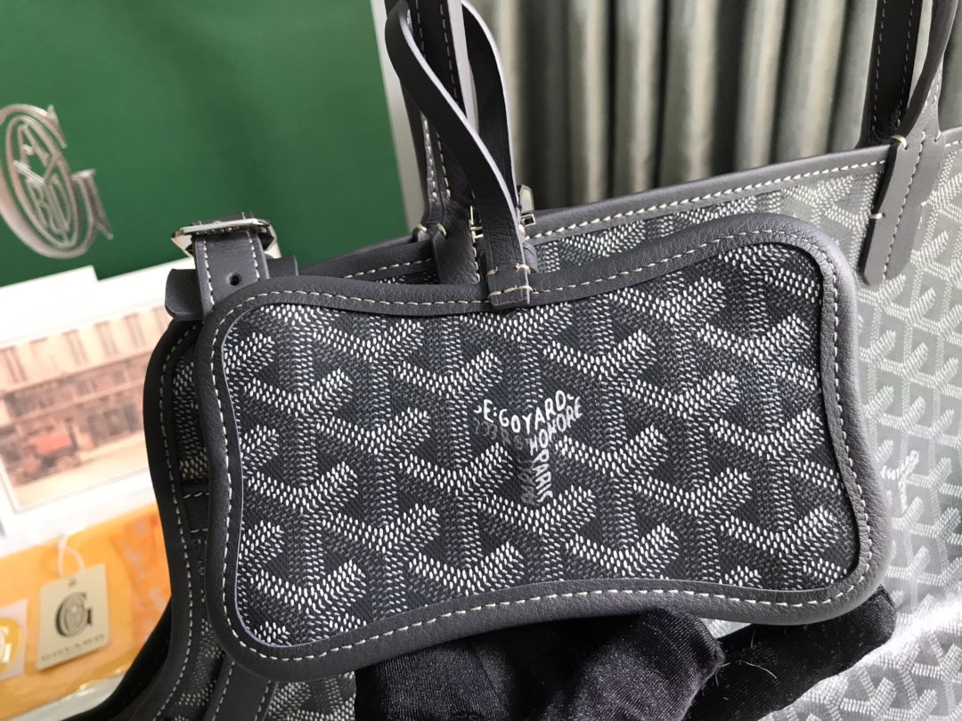 CHIEN GRIS BAG 33 IN GREY BLACK GOYARDINE CANVAS AND CALFSKIN TRIM
