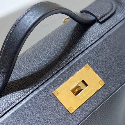 HM 26S 24/24 29CM IN BLACK EVERCOLOR CALFSKIN GOLD KELLY BUCKLE