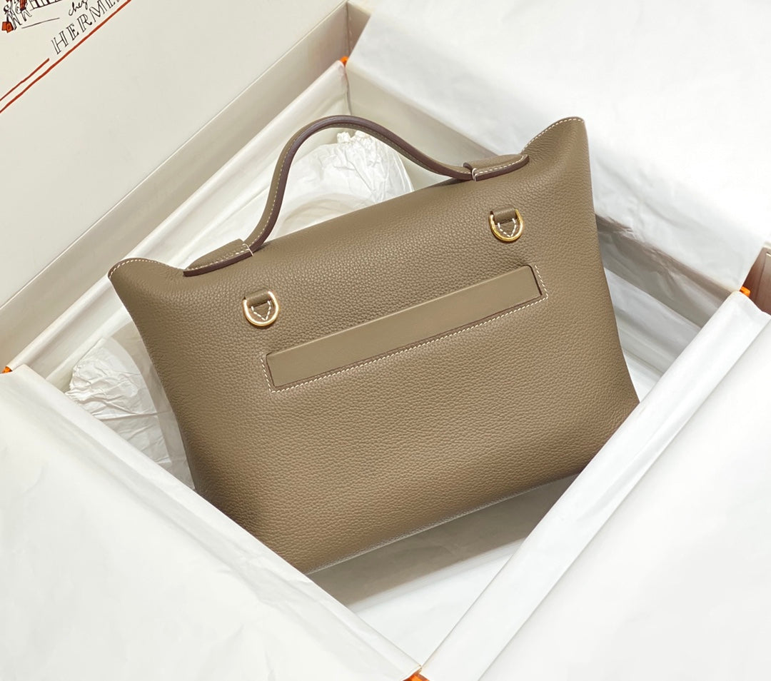 MINI 24/24 29CM IN TOGO ETOUPE EVERCOLOR CALFSKIN GOLD KELLY BUCKLE