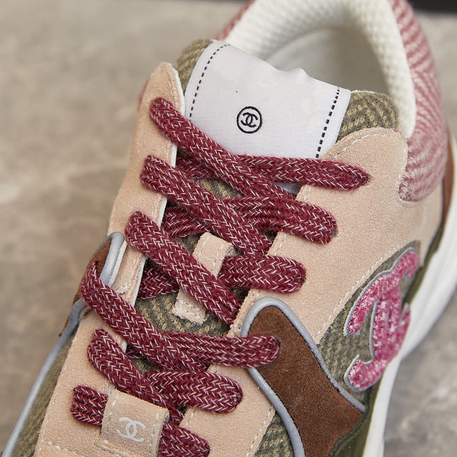 CC TRAINER TRIPLE PINK SUEDE