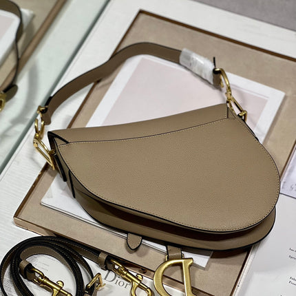 DIOR 26S SADDLE BAG 25 IN BEIGE CALFSKIN