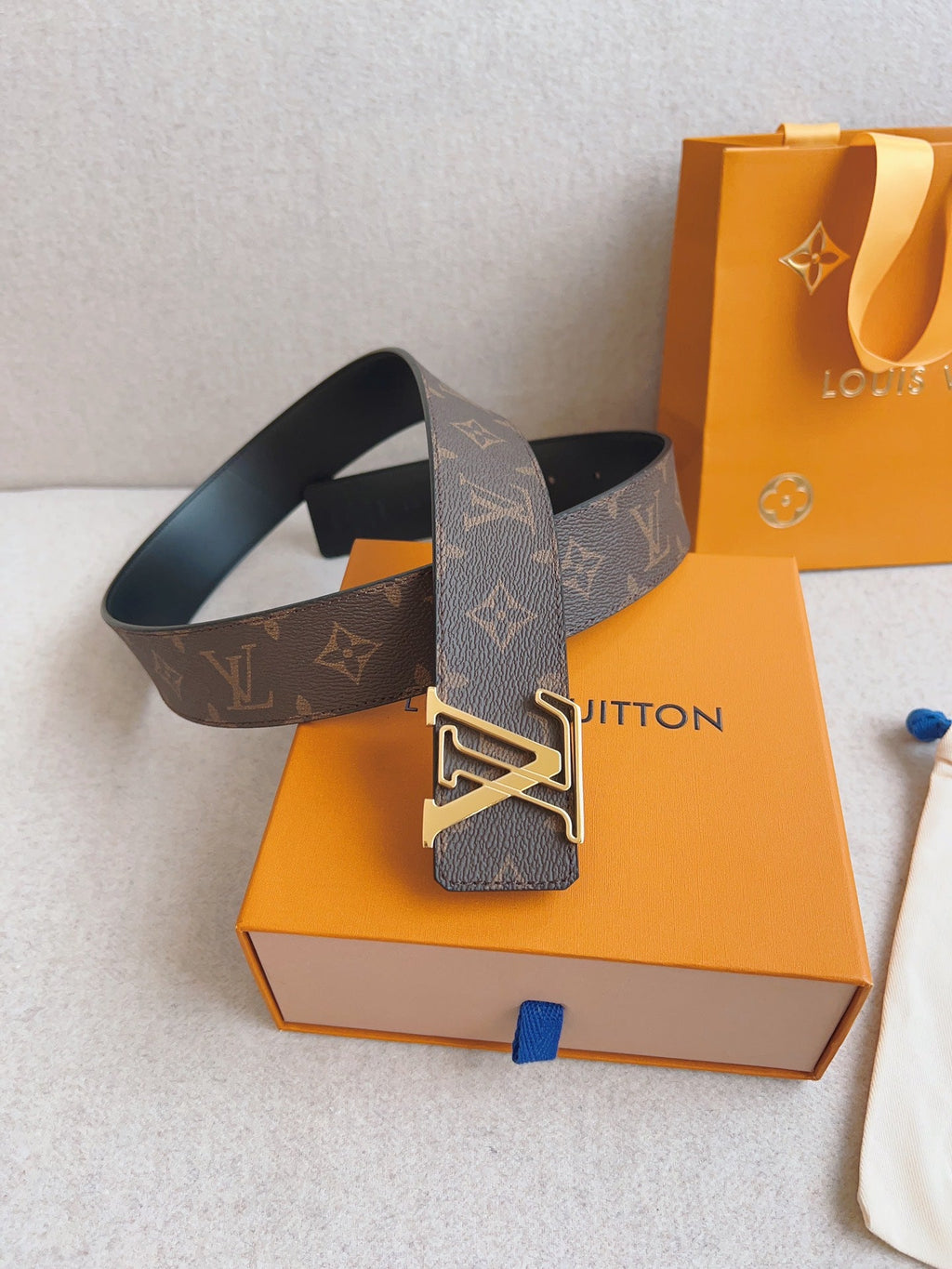 LV 25S BELT 40 MM IN BROWN CALFSKIN 593208