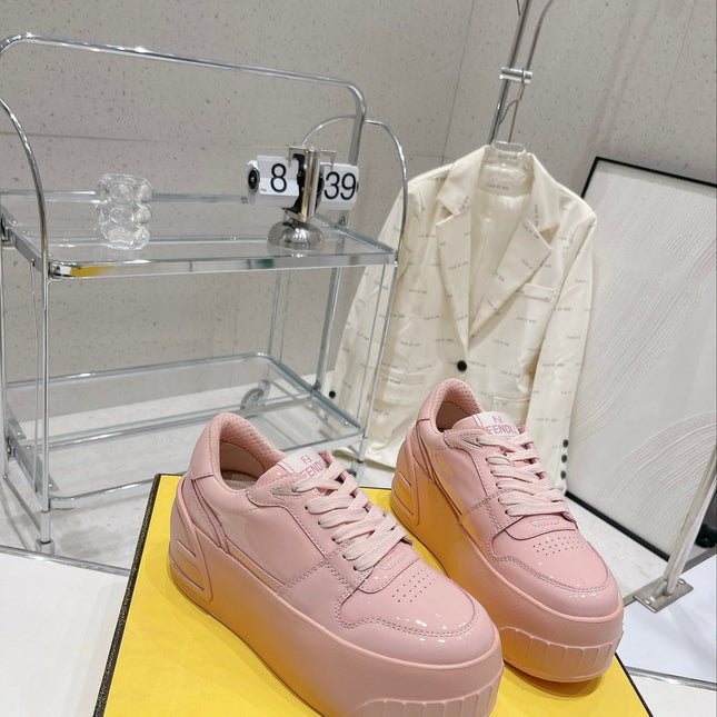 FENDI LOW-TOP TRAINER IN LIGHT PINK CALFSKIN