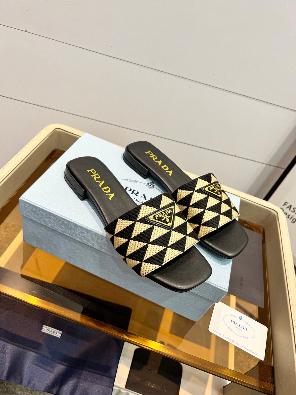 PRA EMBROIDERED SLIDES FLAT BLACK AND BEIGE FABRIC