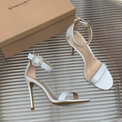 GIANVITO ROSSI 26S HIGH HEEL SANDALS 105 MM IN WHITE LAMBSKIN WITH CRYSTAL BUCKLE