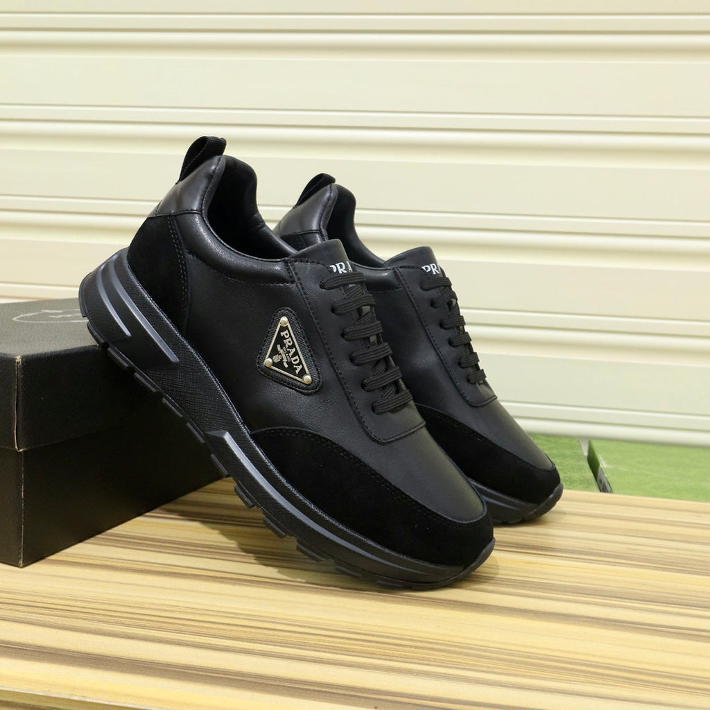PRA SNEAKER IN BLACK CALFSKIN AND GREY SUEDE