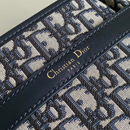 MEDIUM C'EST 24 IN BLUE CD-EMBOSSED OBLIQUE JACQUARD