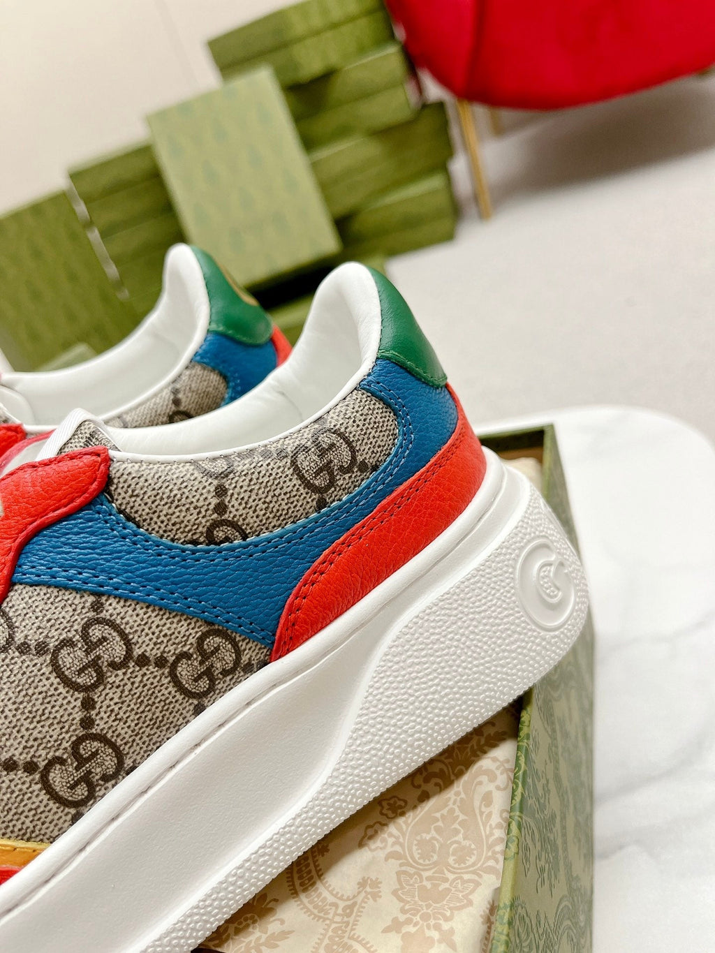 GG TRAINER LIGHT BROWN AND CANDY CALFSKIN