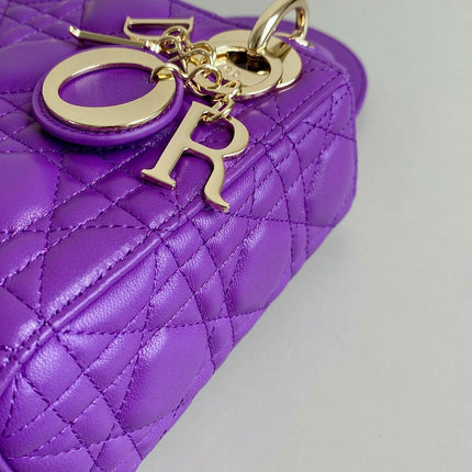 LADY 17 IN VIOLET PURPLE LAMBSKIN WITH CANNAGE PATTERN