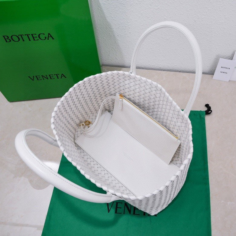 Large Cabat 45cm White Lambskin Ghw