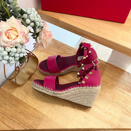 VALENTINO 26S WEDGE SANDALS IN DARK PINK CALFSKIN