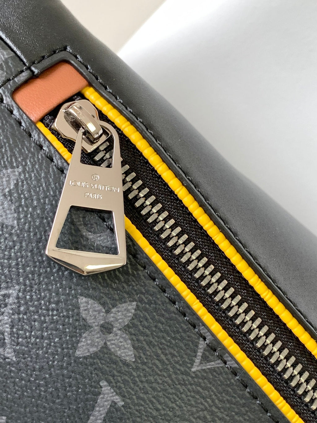 LV 25S BUMBAG 37 IN BLACK AND YELLOW COATED MONOGRAM CALFSKIN