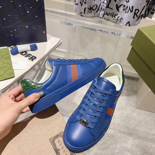 GG ACE GG SUPREME TRAINER AZURE CALFSKIN
