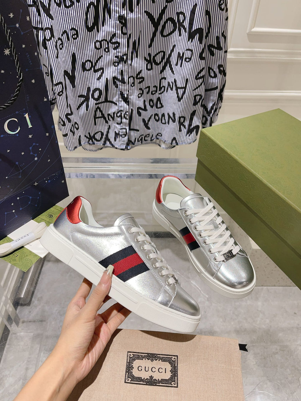 GG ACE GG SUPREME TRAINER SILVER CALFSKIN
