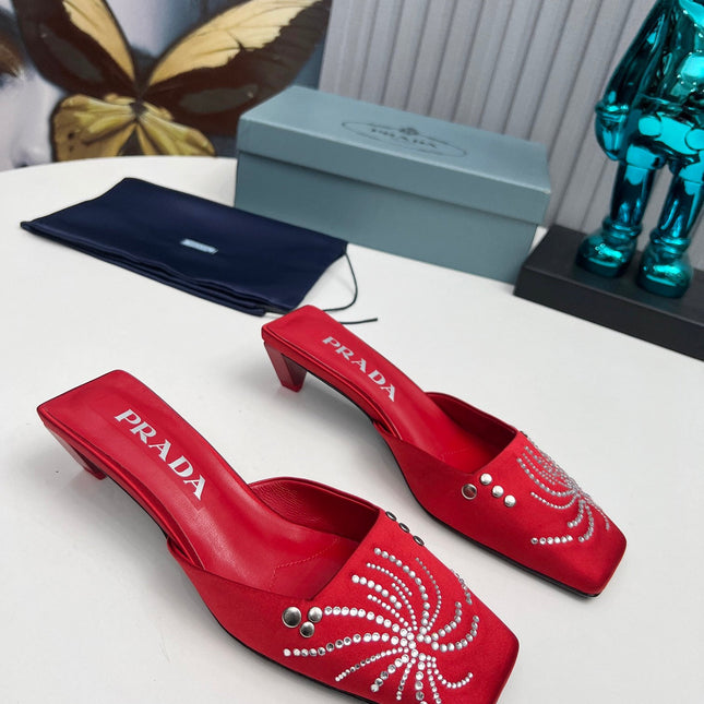 PRADA 26S MULE 40MM IN DARK RED SATIN CRYSTAL EMBELLISHED