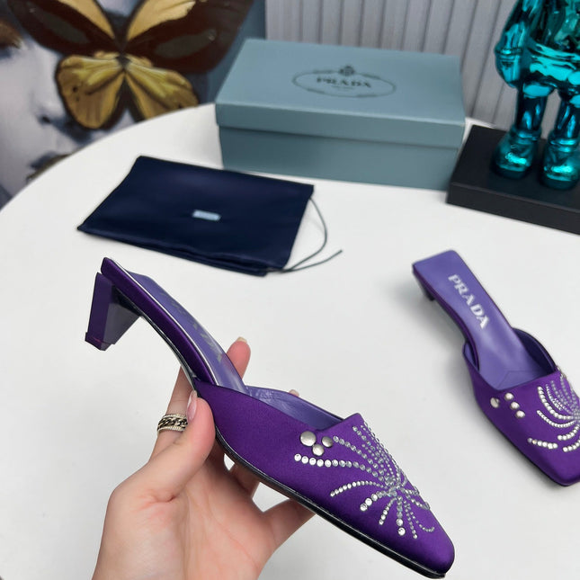 PRADA 26S MULE 40MM IN PURPLE SATIN CRYSTAL EMBELLISHED