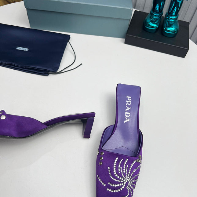 PRADA 26S MULE 40MM IN PURPLE SATIN CRYSTAL EMBELLISHED