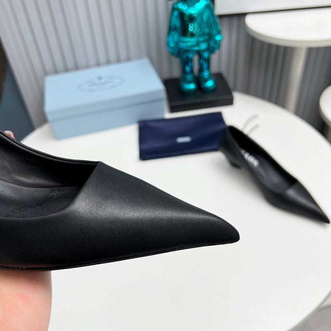 PRADA 26S POINTED TOE PUMPS 40MM IN BLACK CALFSKIN