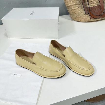 THE ROW 26S CLASSIC LOAFERS IN CAMEL BEIGE CALFSKIN