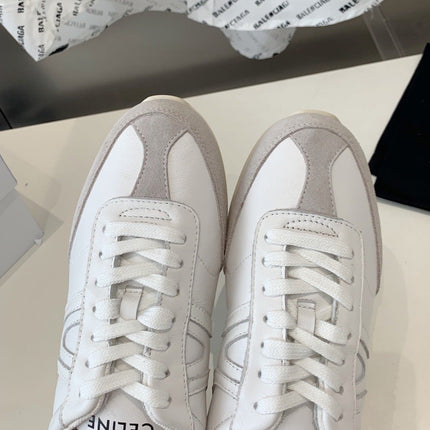 JOGGER LOW LACE-UP SNEAKER IN CALFSKIN & SUEDE CALFSKIN OPTIC WHITE/GREY