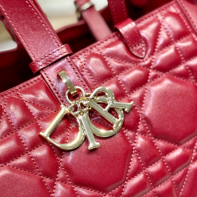 SMALL 28 TOUJOURS BAG IN RUBY RED MACROCANNAGE LAMBSKIN