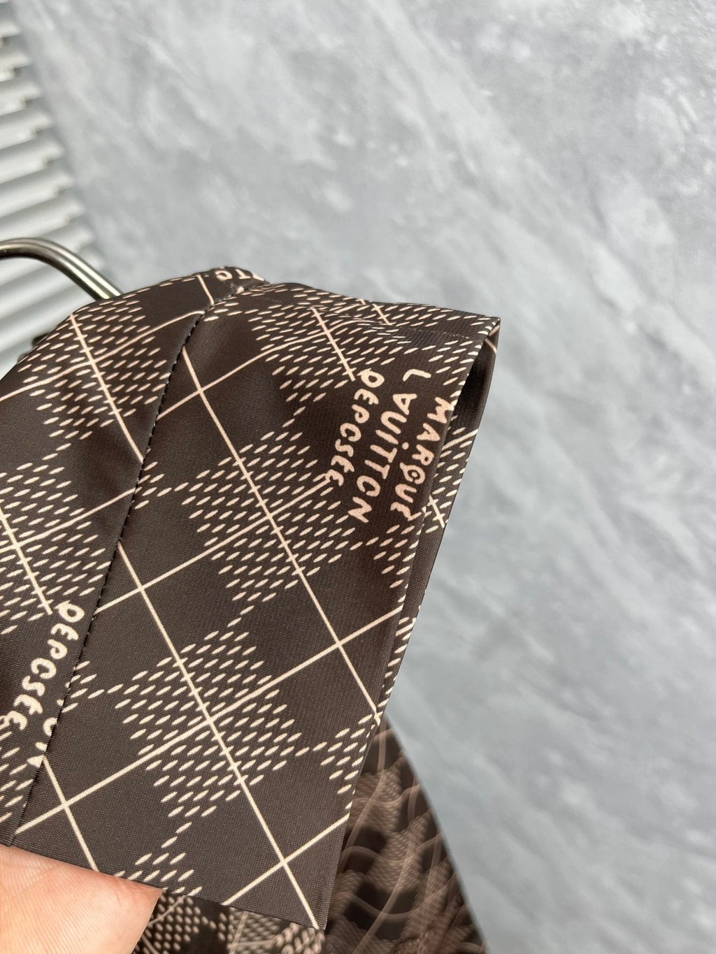 LV MEDIUM BROWN TROUSERS 239493