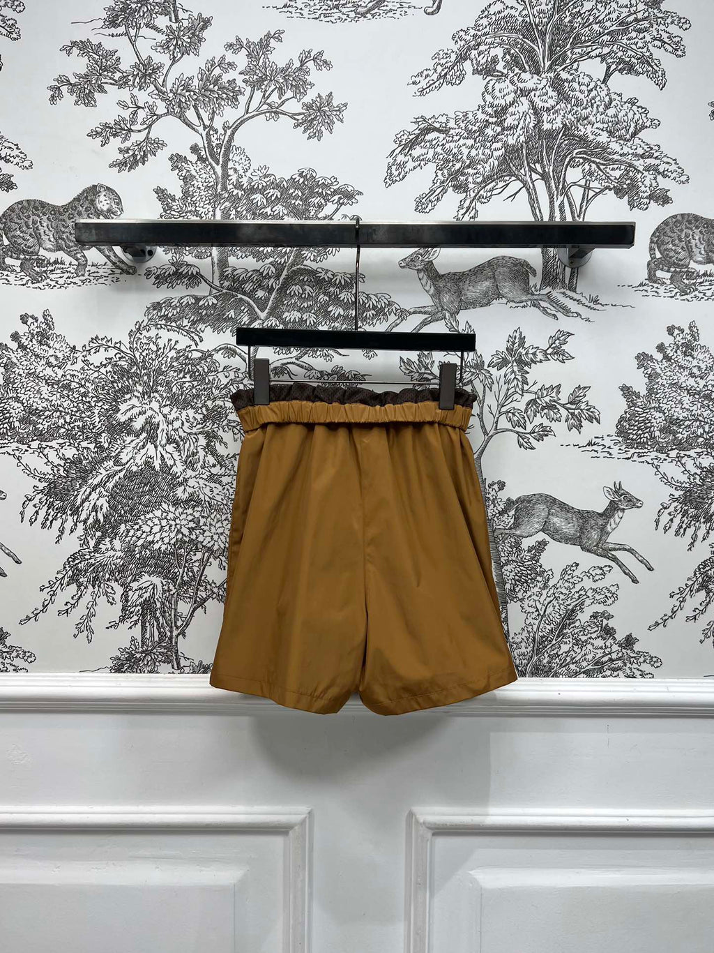 MIU 25S HIGH WAIST SHORTS BROWN IN NYLON 263021