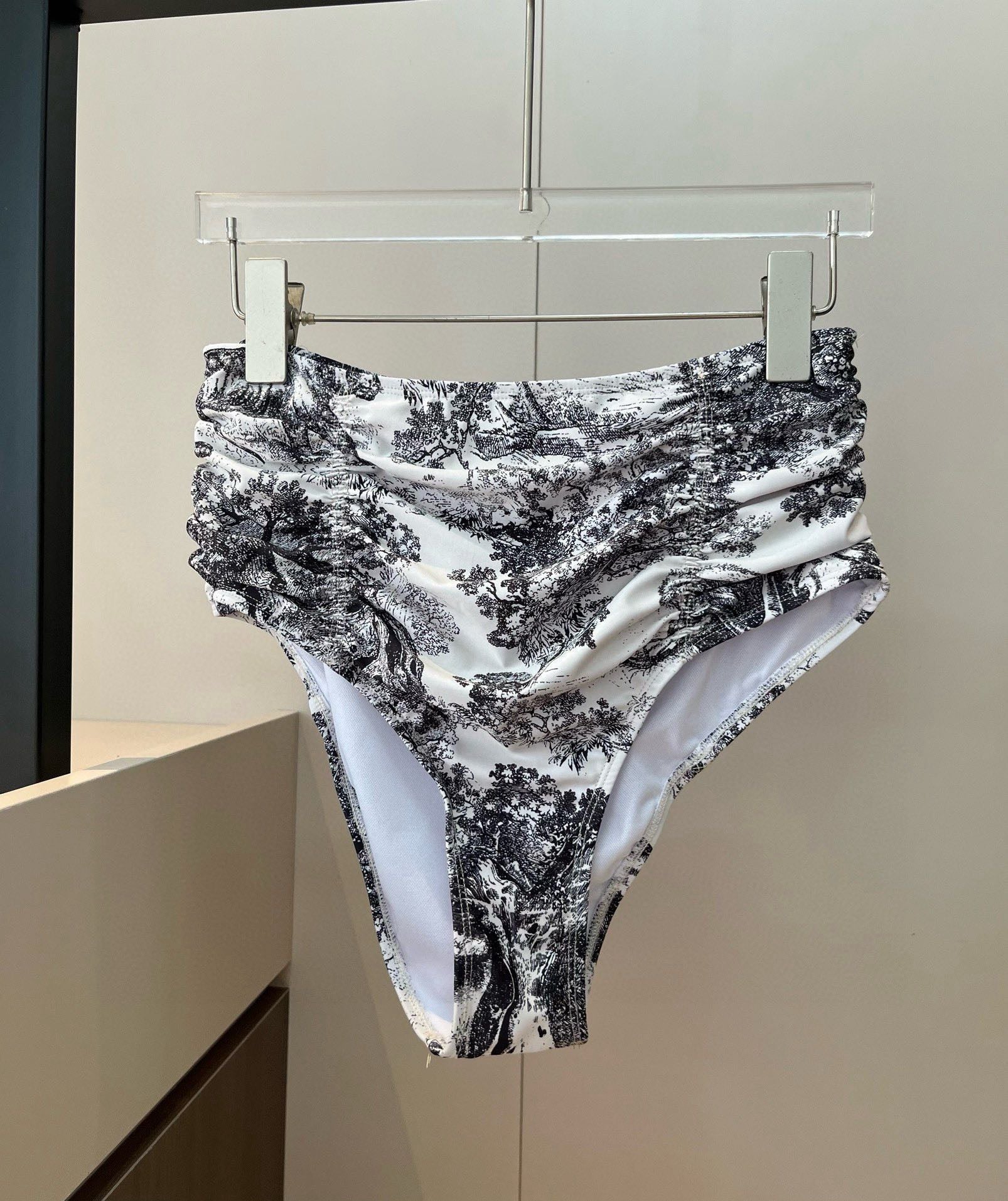 DIOR BIKINI 25S TWO PIECE IN 743989